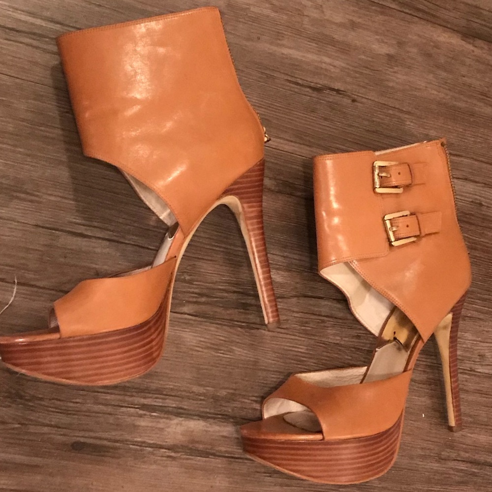 English Tan Michael Kors Platform Heels